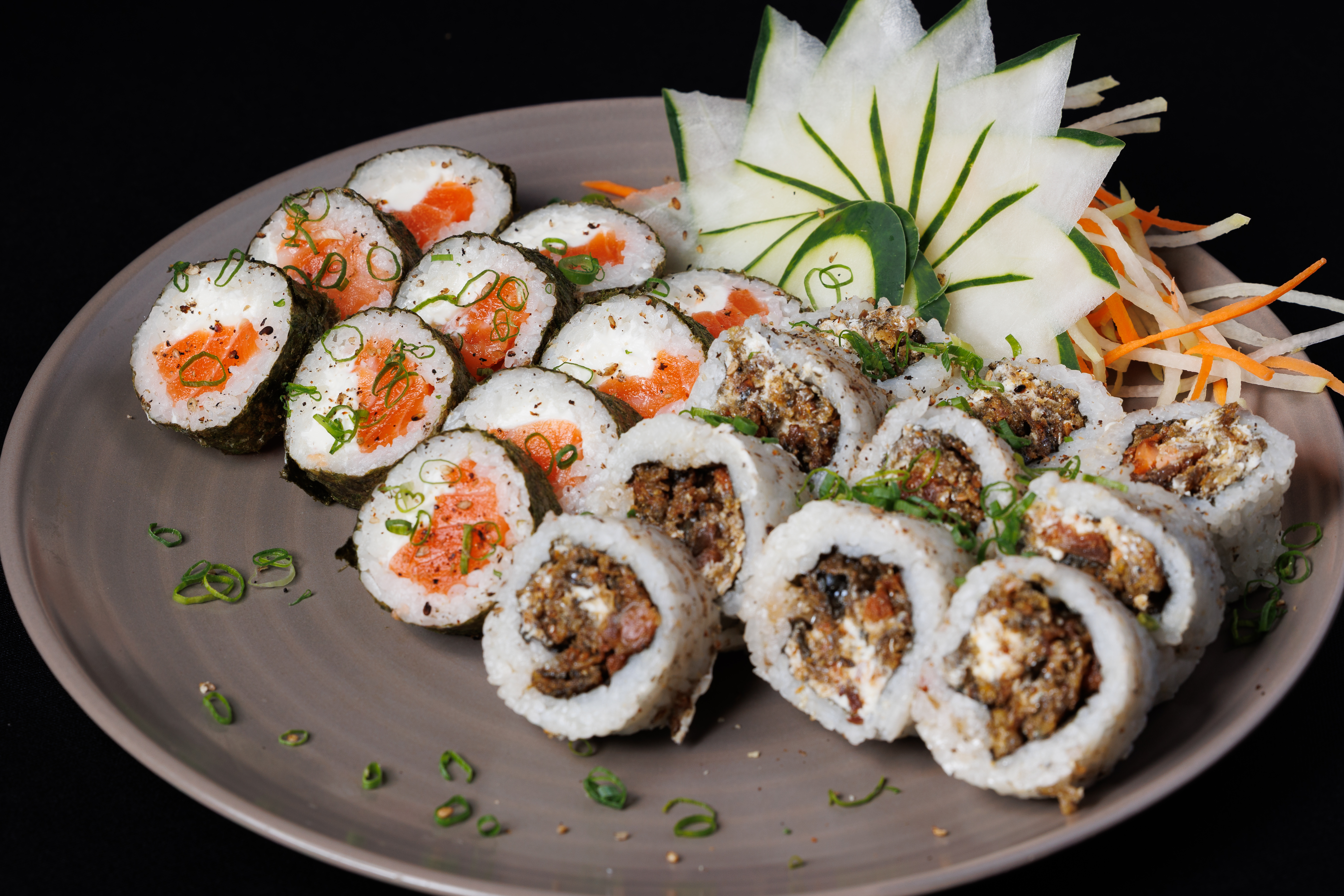 combo 10 hossomaki de salmao 10 uramaki skin 