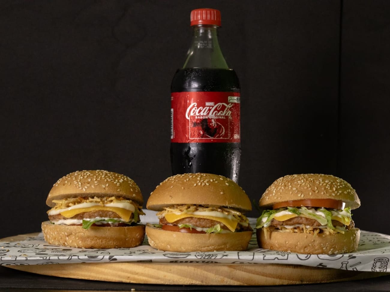 Combo Master: 3 X-Burguer + 1 Coca 600ml
